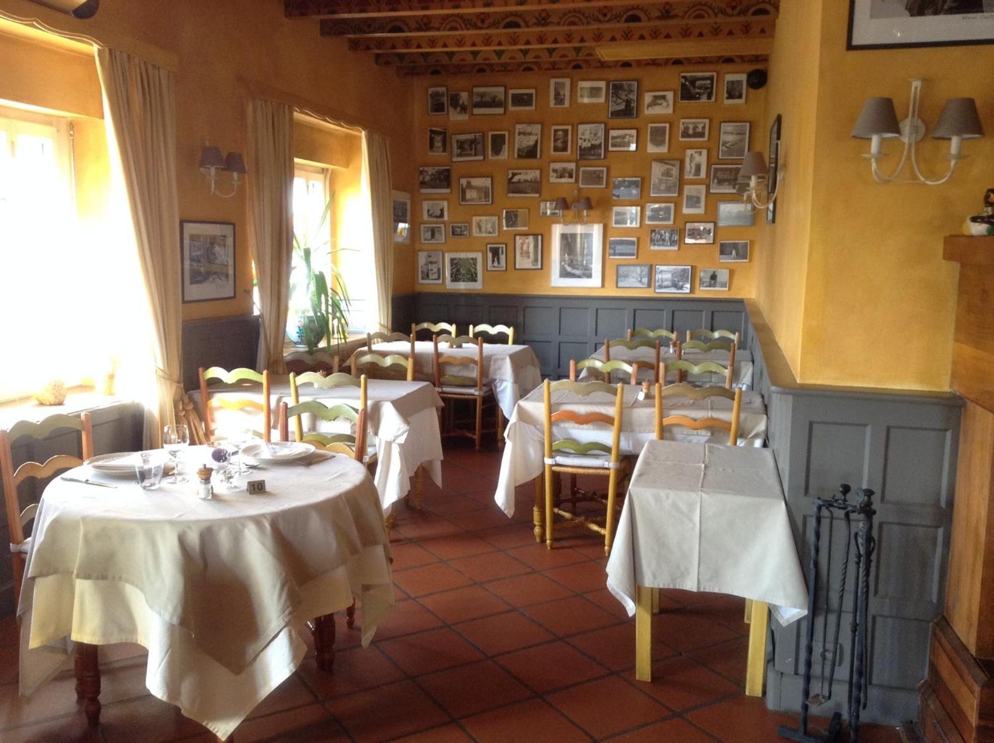 Auberge Des Chasseurs Échenevex Exterior foto